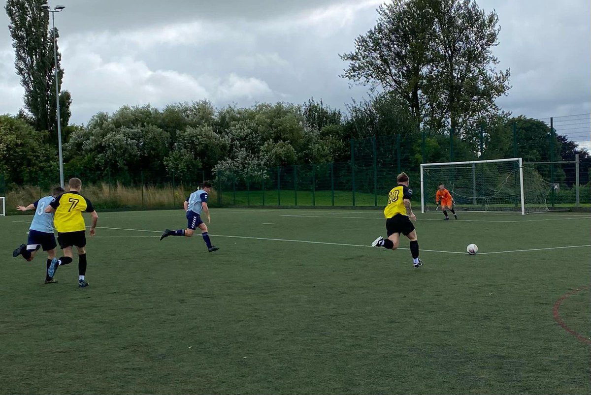 Longwell Green Sports B tweet media