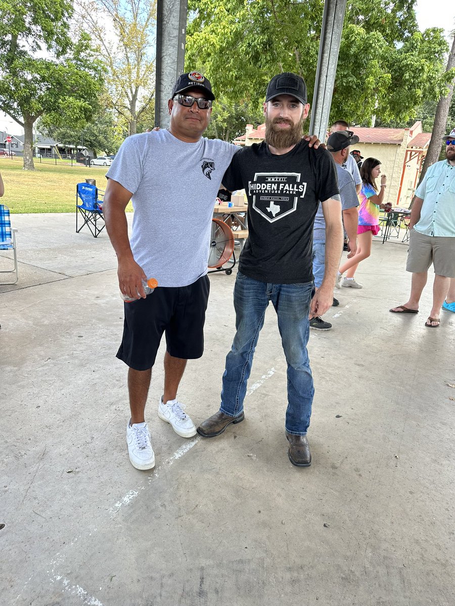 AHS_MCJROTC's tweet photo. 1stSgt, former cadet wood and other cadets out here supporting AJ McDonald!! #AJMFightingToFish #EachStudentEveryday @AlvinISD @AlvinHSJackets @AlvinAthletics https://t.co/q4NGORtixd