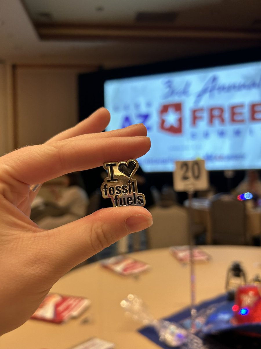 Murphyadriana02's tweet photo. Keep AZ Free Summit !
 
#AZFree #fosselfuels #Arizona https://t.co/IVf5x4Pke2