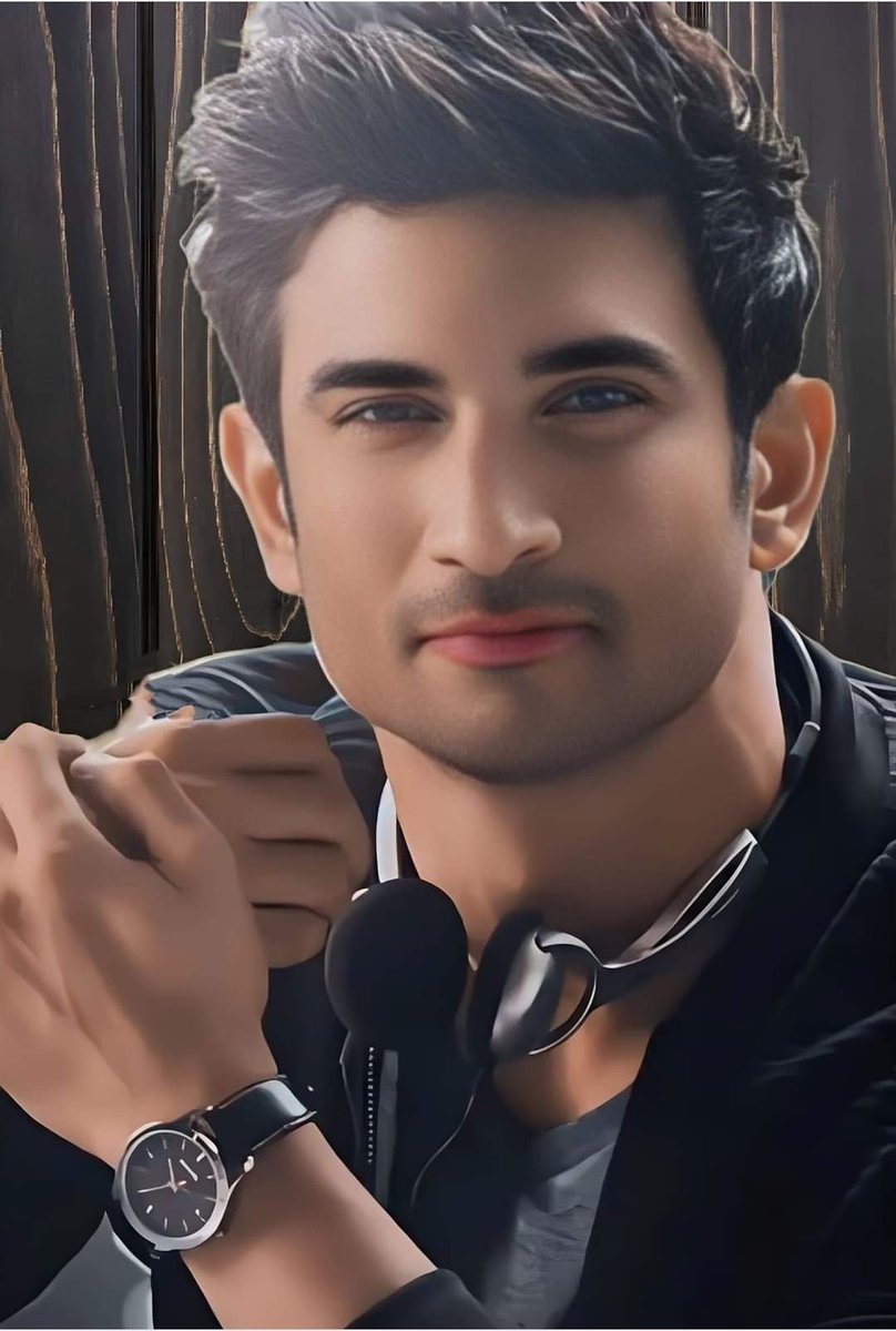 SSR_IS_HERE's tweet photo. Whole World is gonna see his Success as an Example.. 
Nothing was.
And Nothing will be bigger then Honesty.. 
Success is never a One night Task. 
To create example you need to think out of the Box.. 

Sushant Walked D Talk https://t.co/c5JsiwrVPX