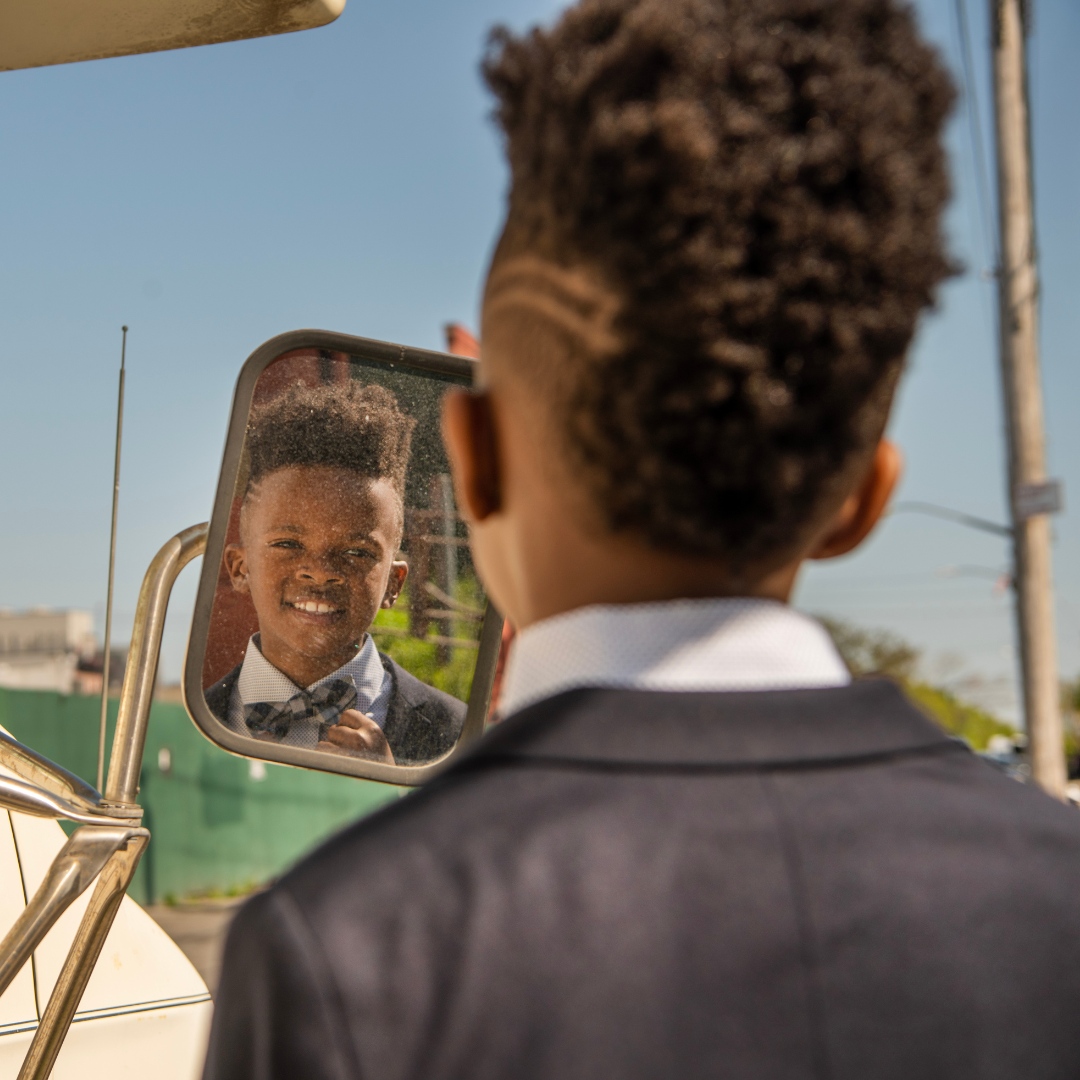 👔 Little boss, big style! 🕴️✨