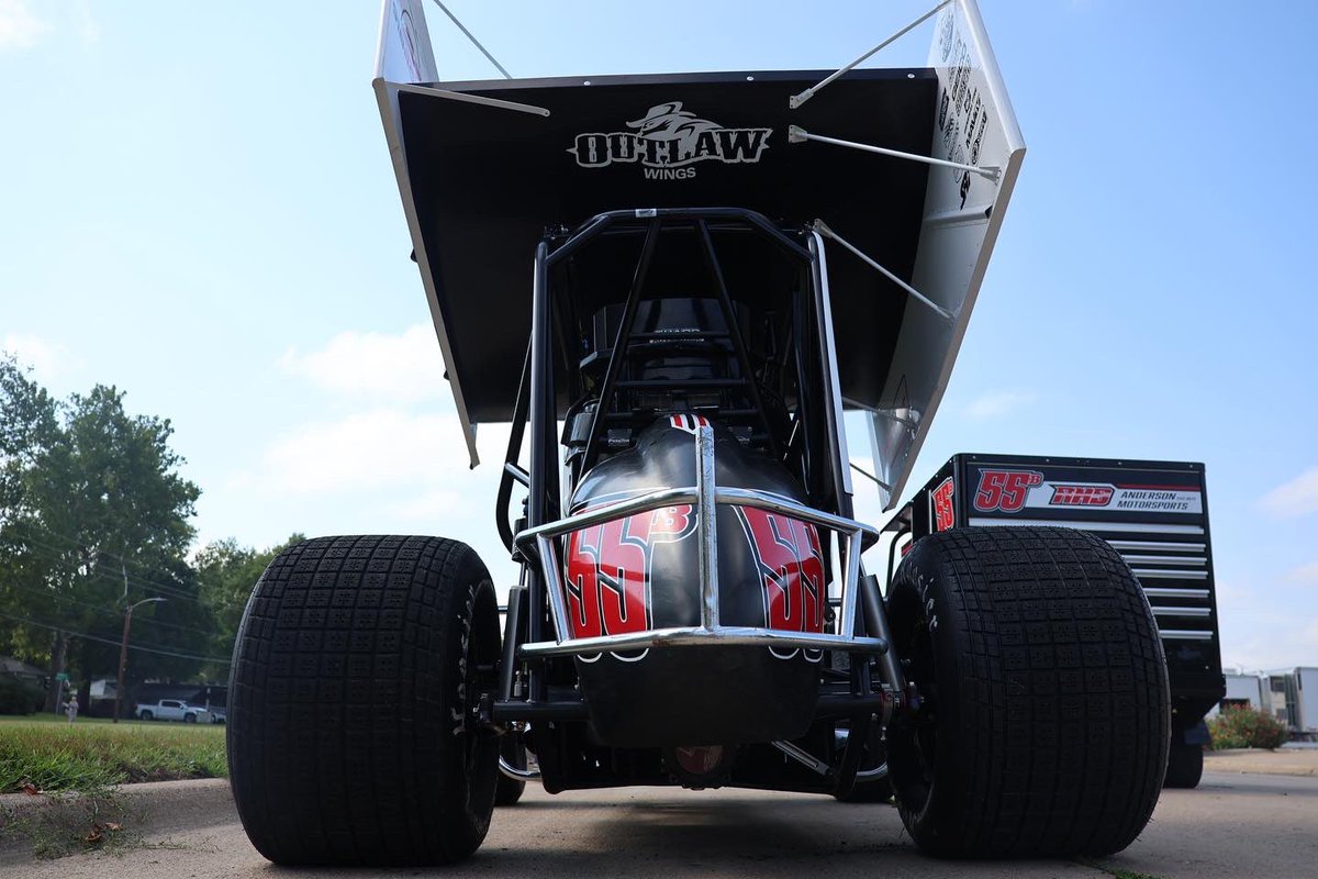dane_photos12's tweet photo. Last night of the Great Southern Bank 360 Nationals https://t.co/b19LzMlCnt