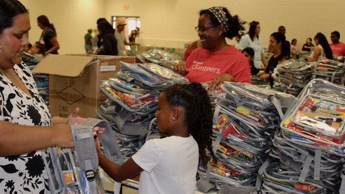 CastleberryISD's tweet photo. This year’s B2S Bash provided 1,200 #castleberryisd students with a clear backpack, supplies ✏️✂️, clothes, a haircut, and a vision screening to ensure students are ready for the first day of school. Thank you to community volunteers and partners for making the event a success. https://t.co/iOBya12F9F