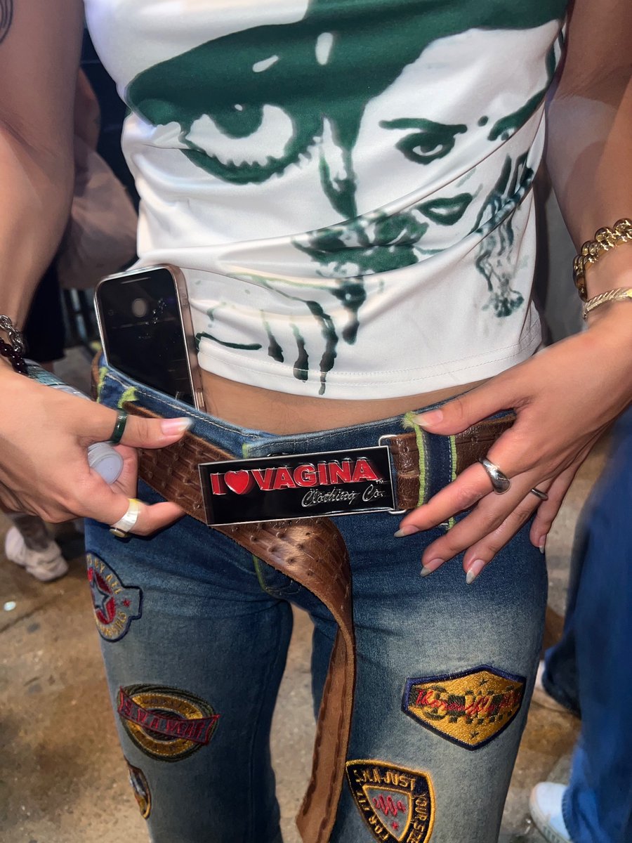 DojasKat's tweet image. shoutout to the fine ass person at the indigo de souza concert…… you are SO wonderful…. i will b finding this belt and matching