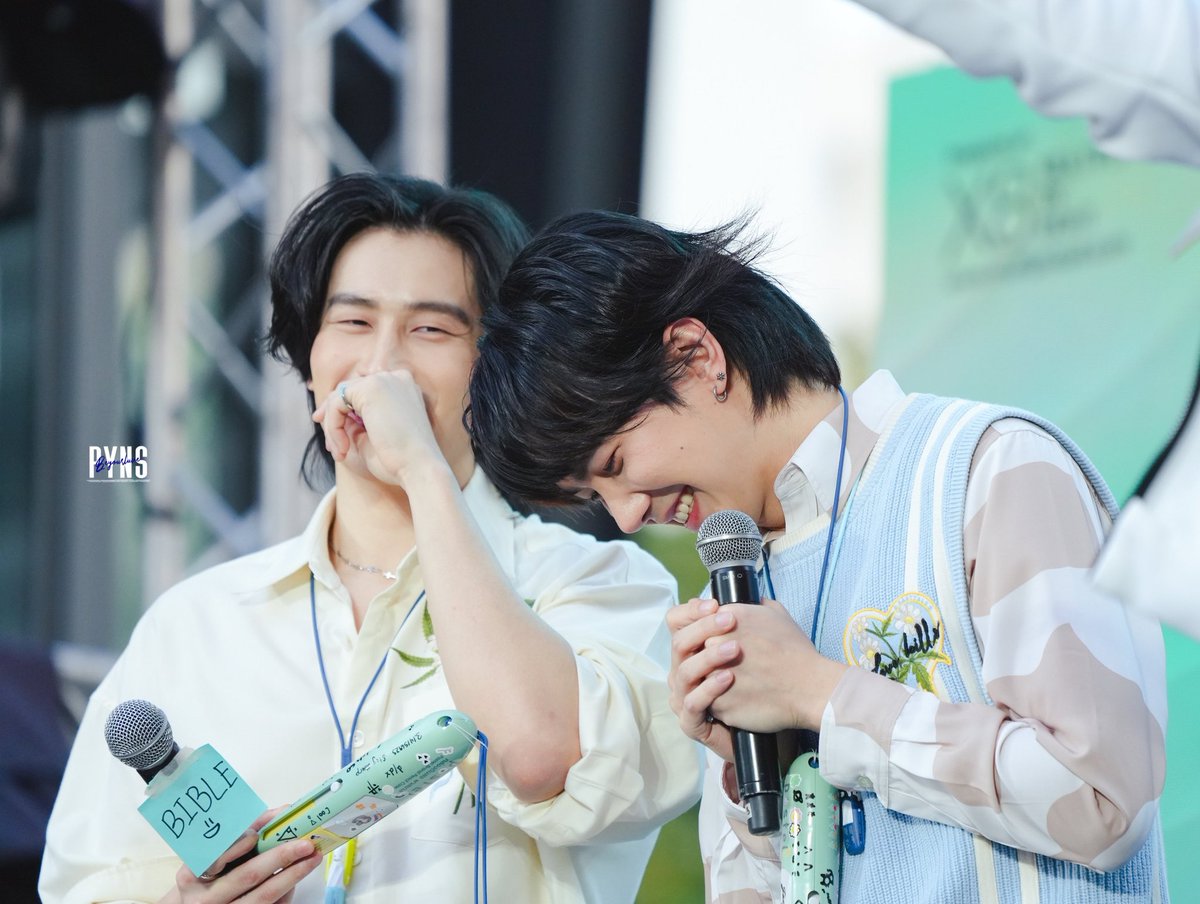 BibleBuildIND's tweet photo. 2023 The Best Thai Screen Couple
JAM PLANET Twitter Event 4-6.08.23

Day3 [6.08.23]

RT &amp; QT this post 

🎯500 RT = 1k hearts 🩷
🎯1500 RT = 4k hearts 🩷

Link: https://t.co/wS7kXVsZNH

💙🖤
#BuildJakapan #BibleWichapas https://t.co/yVF42DQPlF