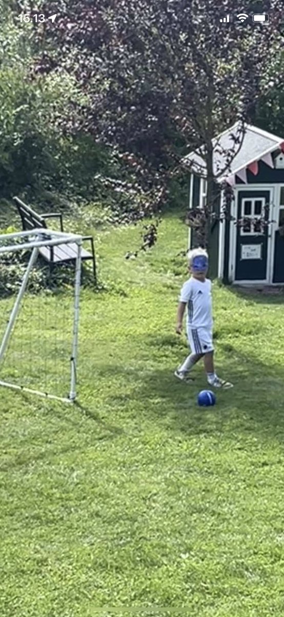 yde_anders's tweet photo. Congratulations with a clean sheet and a nice win, @Kamil_Grabara1, from a young fan in Jutland ⚽️ #fcklive https://t.co/RpS2iutN35