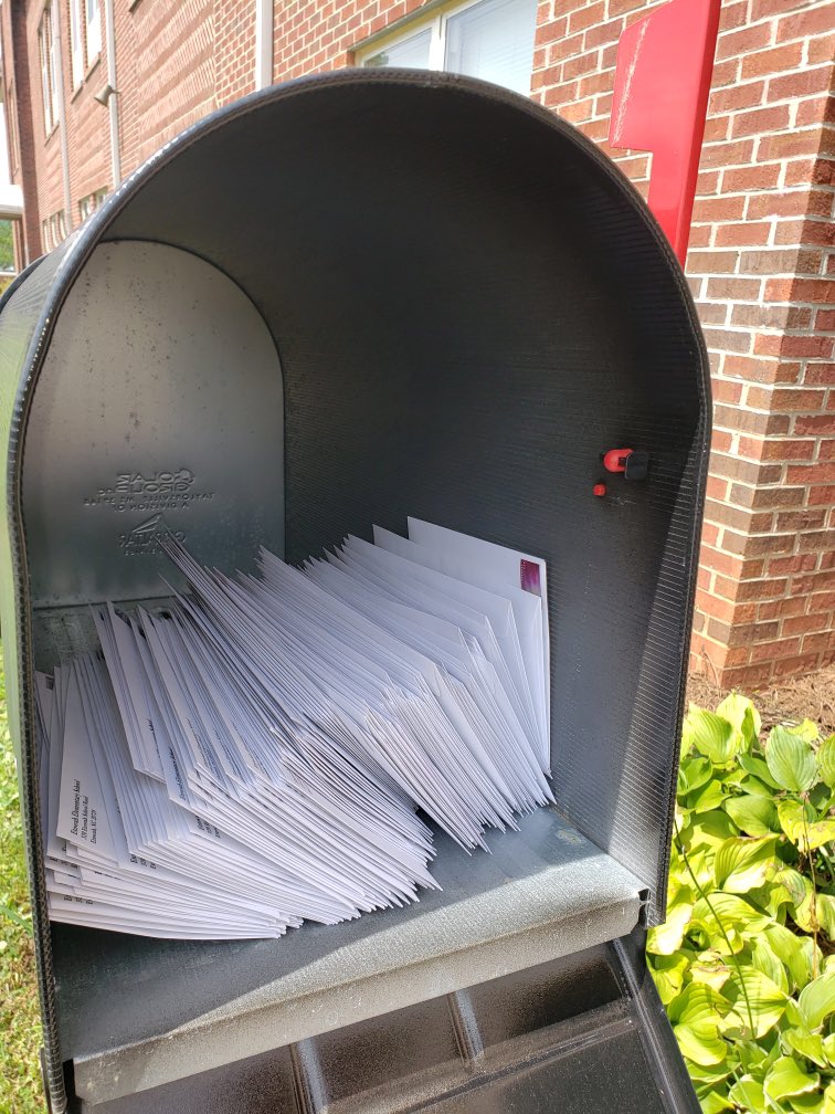 Letters are on their way!  If you haven't received your letter by Wednesday afternoon, please call the school to update your address &amp; find out who your teacher is!  

Meet the Teacher is Thursday from 4 - 6pm.  
#ShineBrighterTogether
