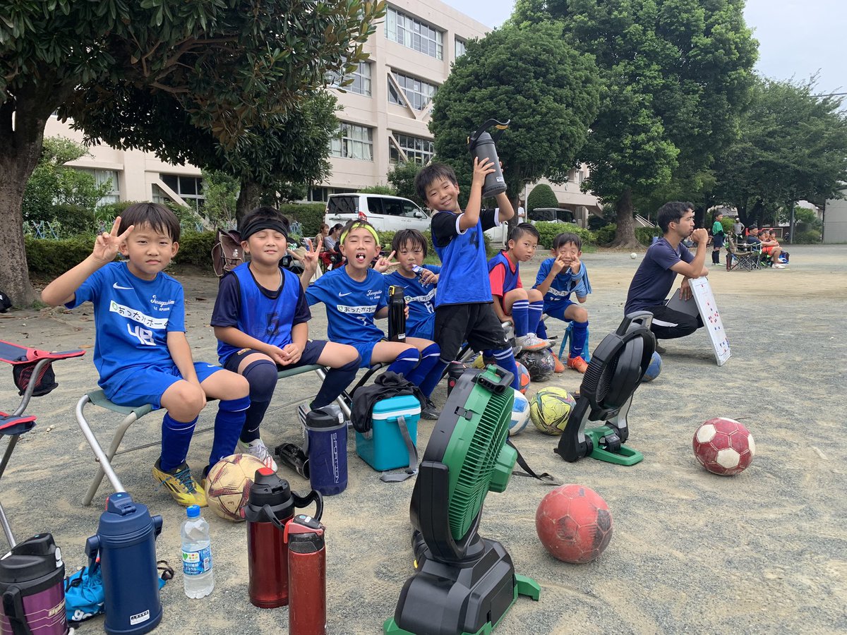 tsurusc's tweet photo. 7月15日、U-12トレーニングマッチ
対戦相手　鶴ヶ島栄FC
会場　鶴ヶ島市立栄小学校

5名の体験参加がありました。
楽しんでくれたかな！

鶴ヶ島栄FCさん、ありがとうございました。

#サッカークラブチーム
#選手募集 
#鶴ヶ島市少年サッカー選手募集 
#鶴ヶ島市サッカースクール 
#無料体験 https://t.co/ymoaGHykQG