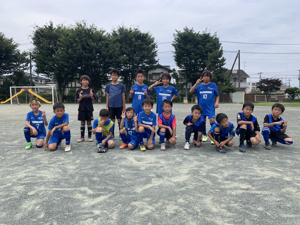 tsurusc's tweet photo. 7月15日、U-12トレーニングマッチ
対戦相手　鶴ヶ島栄FC
会場　鶴ヶ島市立栄小学校

5名の体験参加がありました。
楽しんでくれたかな！

鶴ヶ島栄FCさん、ありがとうございました。

#サッカークラブチーム
#選手募集 
#鶴ヶ島市少年サッカー選手募集 
#鶴ヶ島市サッカースクール 
#無料体験 https://t.co/ymoaGHykQG