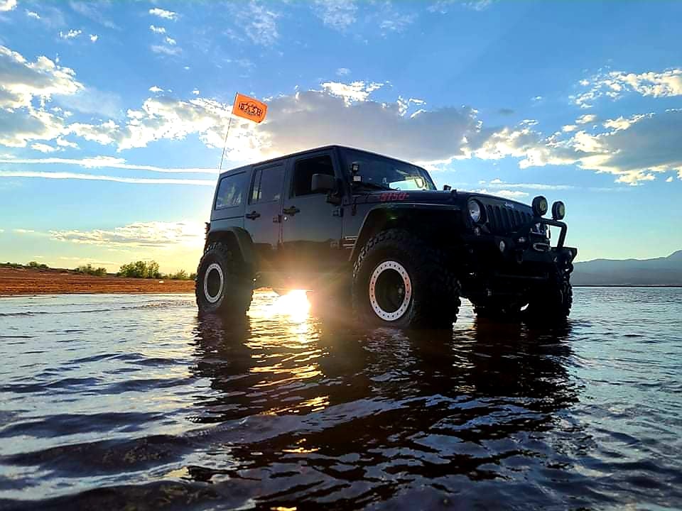 Playing around in Sand Hollow, Utah! 💪  
northridge4x4.com 
📸 Randy Souza 
.
#northridge4x4 #nr4x4 #northridgenation #deals #jeepjl #jeepjk #jeepjt #jeep #industryleader #overland #overlanding #offroad #wrangler #gladiator #offroading #4x4 #fourwheeldrive