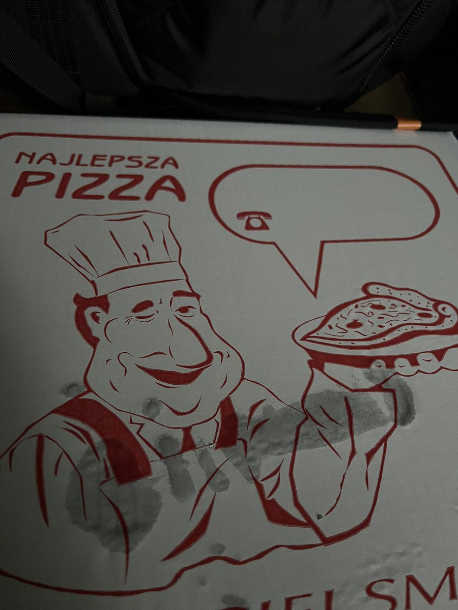 FisterFella's tweet photo. The sweat mark on my pizza has me in a chokehold rn https://t.co/sY3xq9JELU