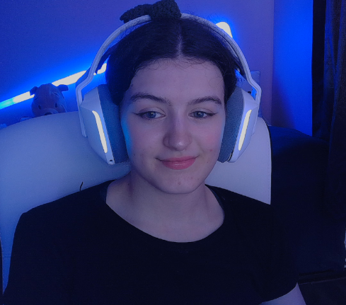 daddybigleaf's tweet photo. lets see how longer we have in dishonored 2 because i have no idea but if we do finish the game we can always play smite because there is always time for mental medieval torture! https://t.co/ZQhuoErcn5