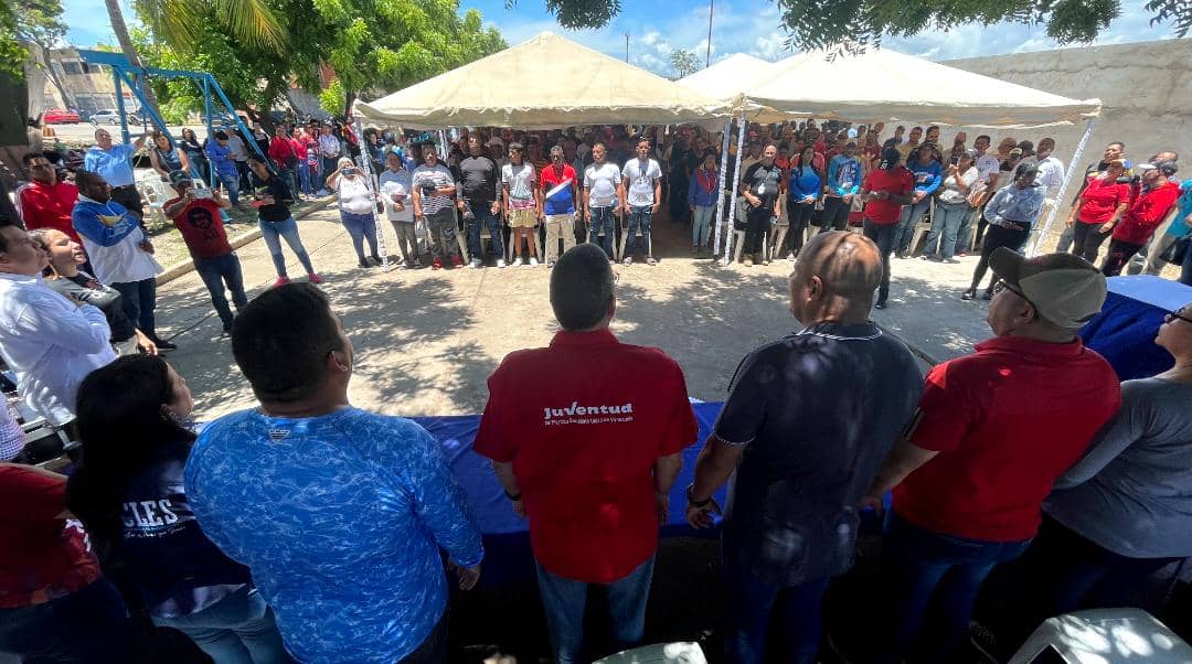 Jcloyo's tweet photo. Ayer estuvimos en extraordinaria Asamblea de Pescador@s y Acuicultor@s en Cumaná/Sucre. Discusión de propuesta de nueva Ley de Pesca y Acuicultura. Cumpliendo orden del Presidente @NicolasMaduro de gobernar con el Pueblo! Iniciativa de la Comisión de Economía de la @Asamblea_Ven https://t.co/buxOMQly9c