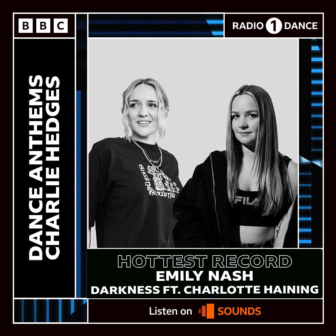 EmilyNash's tweet photo. DARKNESS IS @BBCR1 @charliehedges HOTTEST RECORD😭❤️
The release has smashed it so far for release day and thank you so much to everyone streaming and supporting the record 🔥🚀 huge thanks to @charliehedges tune in from 6pm 🫶
@CharlHaining
#newmusic #bbcradio1 #hottestrecord https://t.co/uEvR5FheZF