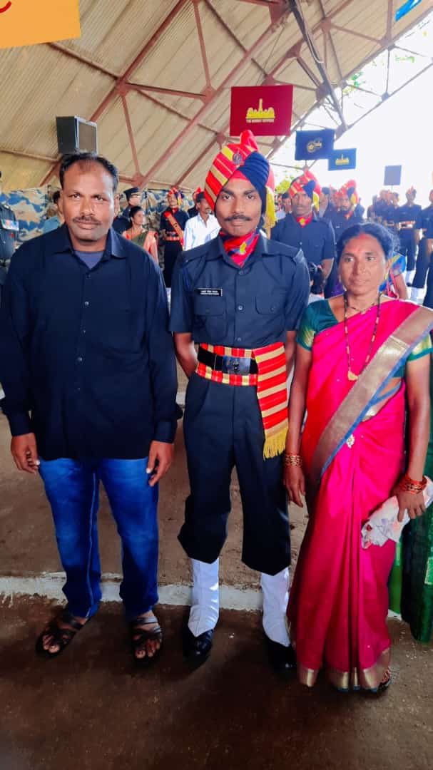 simplyabhie's tweet photo. #NationalCadetCorps
Rohit Awasare, Ex Cadet, N H College Bramhapuri, part of 20 Mah Bn NCC Nagpur has passed out after completing his training as Agniveer from Bombay Engineering Group Training Centre on 5th Aug 2023. Heartiest Congratulations. 🎉 https://t.co/Hw3ksol4mp
