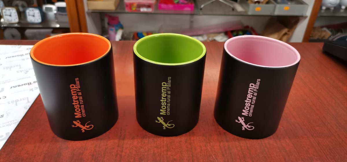 Mostremp's tweet photo. Encara no tens la tassa del mostremp d’enguany??? Tria el teu color preferit! @AjTremp @ConsellJussa @GeoparcOrigens #tassesdecolors https://t.co/s1KuhOc7df