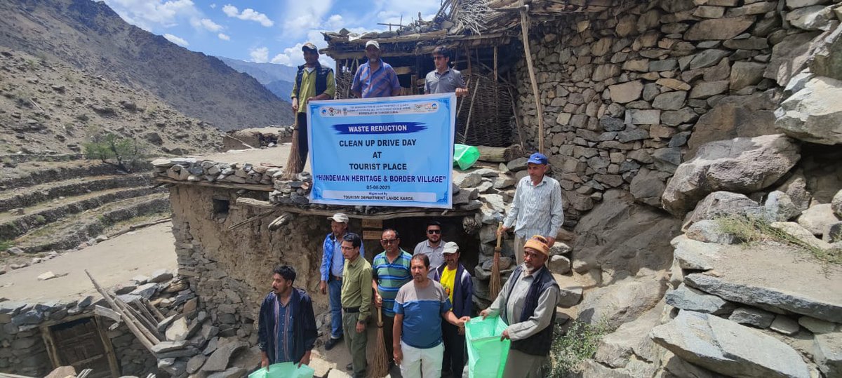 DIPR_Kargil's tweet photo. Tourism Dept. Kargil organizes cleanliness-cum-awareness drive at #Hunderman village
@tourismgoi
@utladakhtourism
@sectourismutl
@LadakhSecretary
@dc_Kgl
@Info_Ladakh
@ddnewsladakh
@DDNewslive
@prasarbharti
@PIB_India https://t.co/OYLcJFivlW
