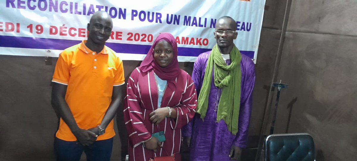 Pjep_Sr_Vbg's tweet photo. #CampagneMediatiqueetDigitaleLoiSR
Nous sommes passés sur l'emission *Citoyenneté Active* de la radio #Benso pour parler de la loi SR, ses insuffisances et de notre proposition de reforme adressée à l' @ONASR.
#TouspouruneloiSRplusinclusive https://t.co/OPoHdkDNl3