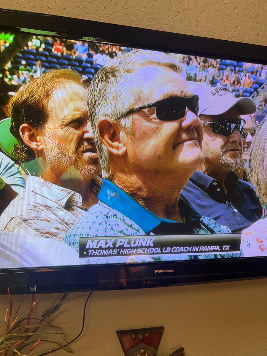 Coach Plunk getting recognized by Zach Thomas at the NFL Hall of Fame Ceremony!!!