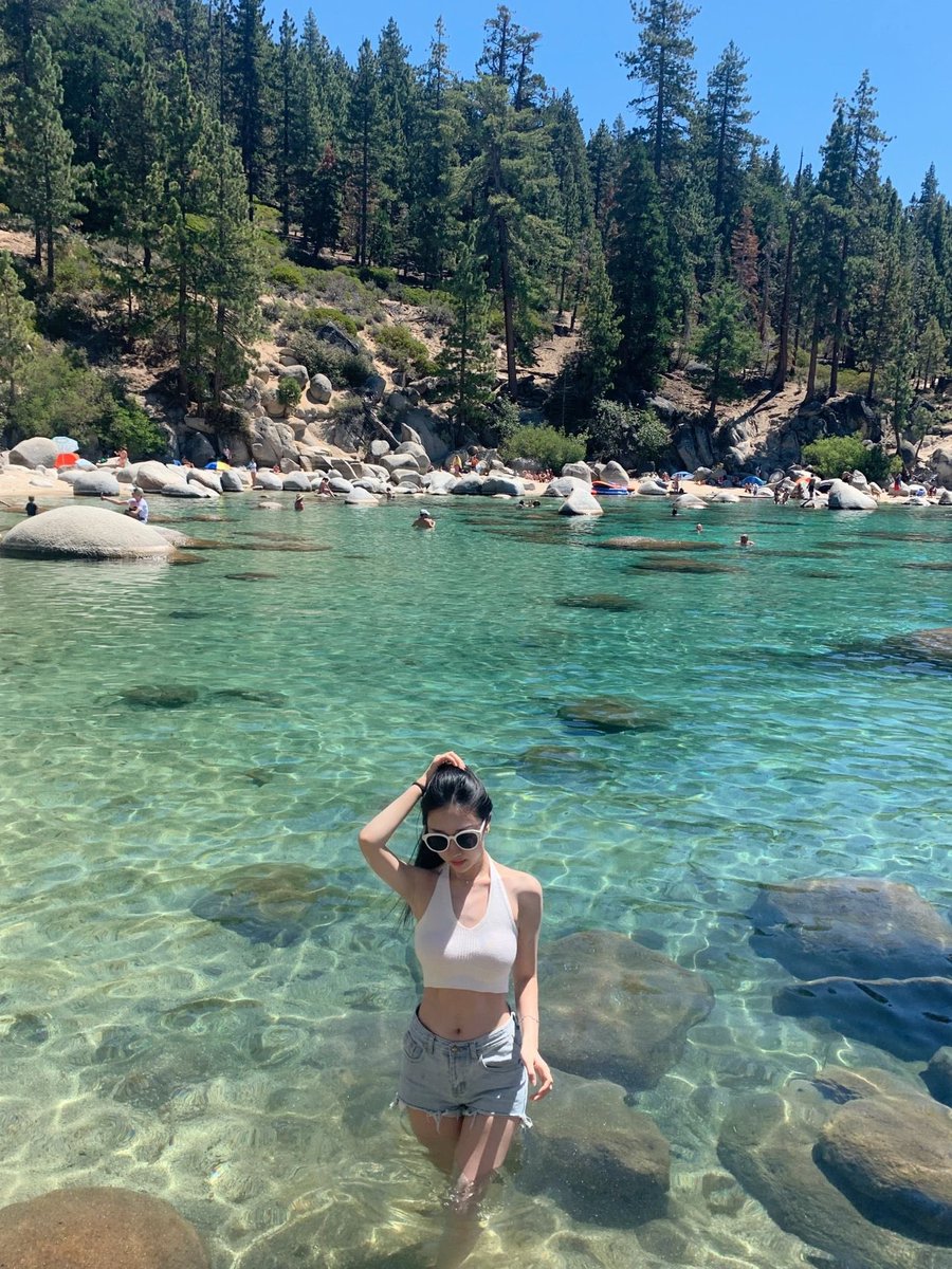 426_AnNa's tweet photo. Lake Tahoe in summer, not only has the beauty of the lake and mountains, but also a rich variety of recreational activities waiting for me to explore. I stroll around the lake, hiking and trekking, feeling the charm of nature and releasing the tiredness and worries in my heart. https://t.co/unKFumqVBq
