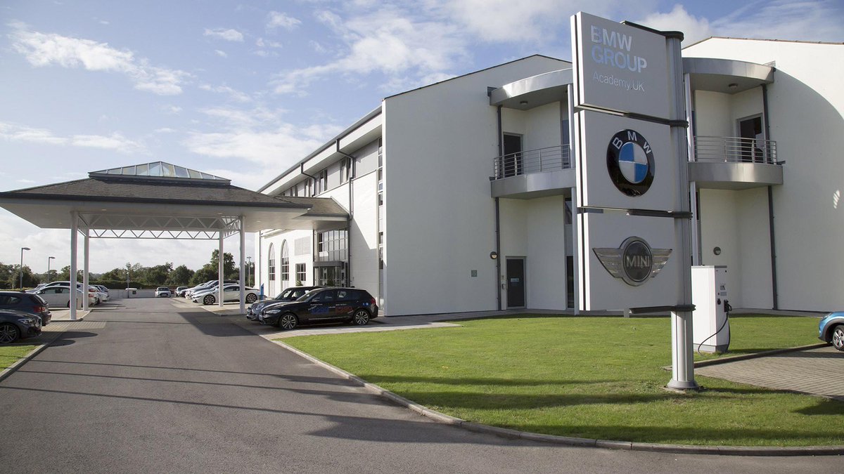 mattynix's tweet photo. Incredible week at the BMW Academy, successfully passing two challenging exams and obtaining full BMW accreditation! Anything about BMW that I don't know is probably not worth knowing 😉 #BMW #bmwlife https://t.co/9DcJMf6C2o