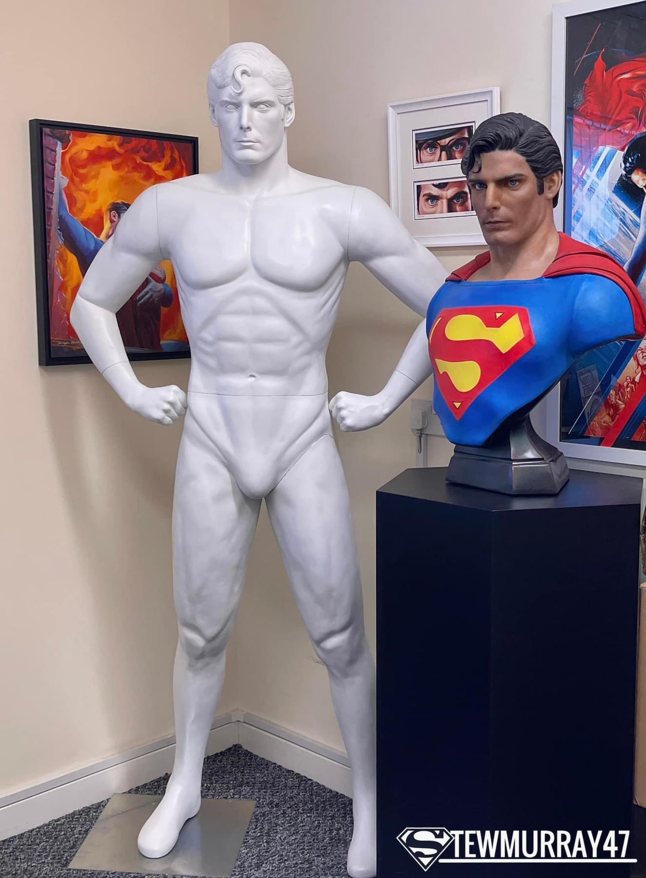 Man of Steel statue shows new Superman costume