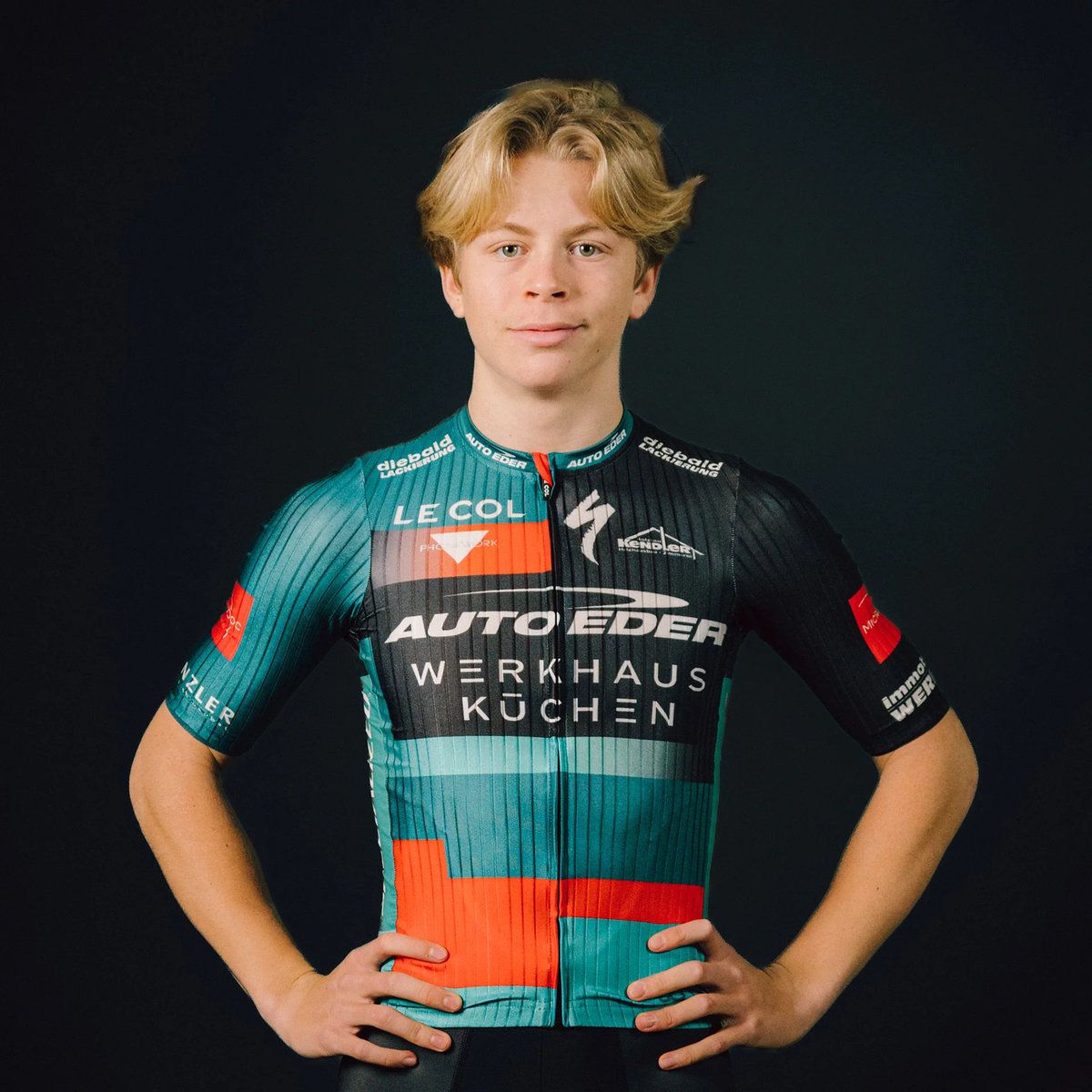 🇨🇿
Výborně nás dnes reprezentoval Kryštof Král, který v juniorském závodě dojel na 12. příčce.

Skvělý závodnický projev, takticky pozičně i výkonnostně, v konkurenci neoddiskutovatelně silnějších týmů. Obrovský příslib i pro elitní kategorie. 🤴🏼

🌈 #GlasgowScotland2023