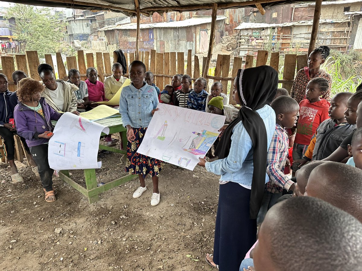 Mathare_Roots's tweet image. Today, we organized an interactive design workshop where children from around the community park came together to create their dream play park.

With thanks to @rachaelmwiks @CGHRDKenya team.
