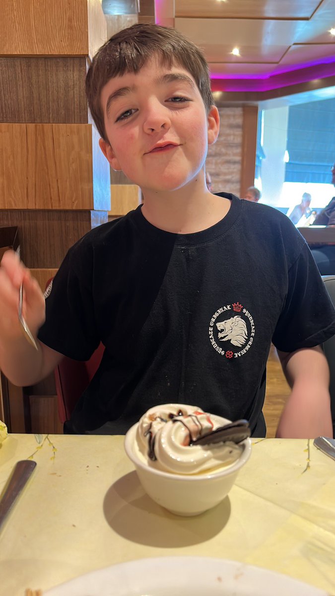 TashaaJanicki10's tweet photo. @Syndicate My jelly man is 11 and the tops I bought him years ago are now fitting him!! 

I love you both and congratulations Tom and Lydia on ur little jelly man!! ❤️ https://t.co/6IFo8Xsy4B
