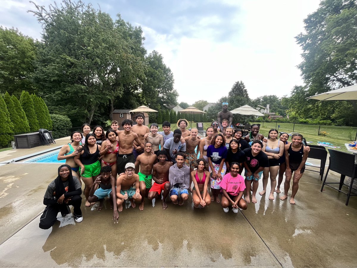 GiantDistance's tweet photo. Picture day &amp; workout makes for a tiring morning. Most kids go home right? 

Nope!

Our athletes setup a pool party to spend more time together bonding &amp; having fun!

We are more than just running!

@GiantAthletics @BenDavisHS @WayneTwpSuper @LadyGiantsXC https://t.co/aqQDnbfzc2