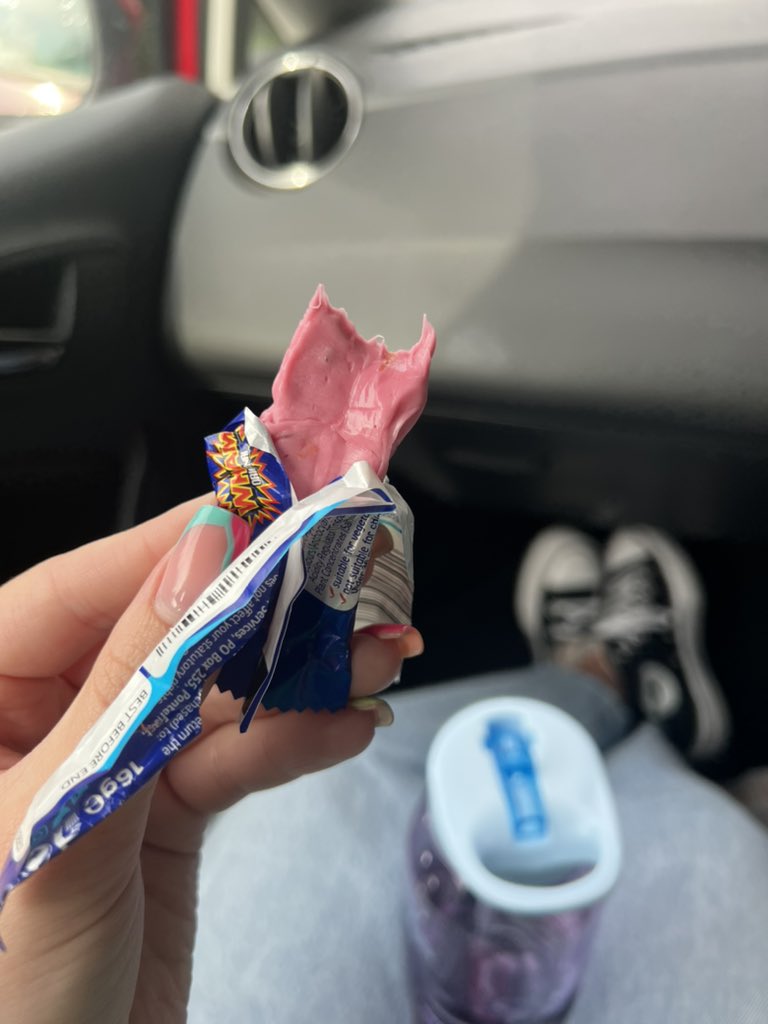 Di Wham ddim run peth. Lliw wrong, blas wrong. Bring back the old Wham