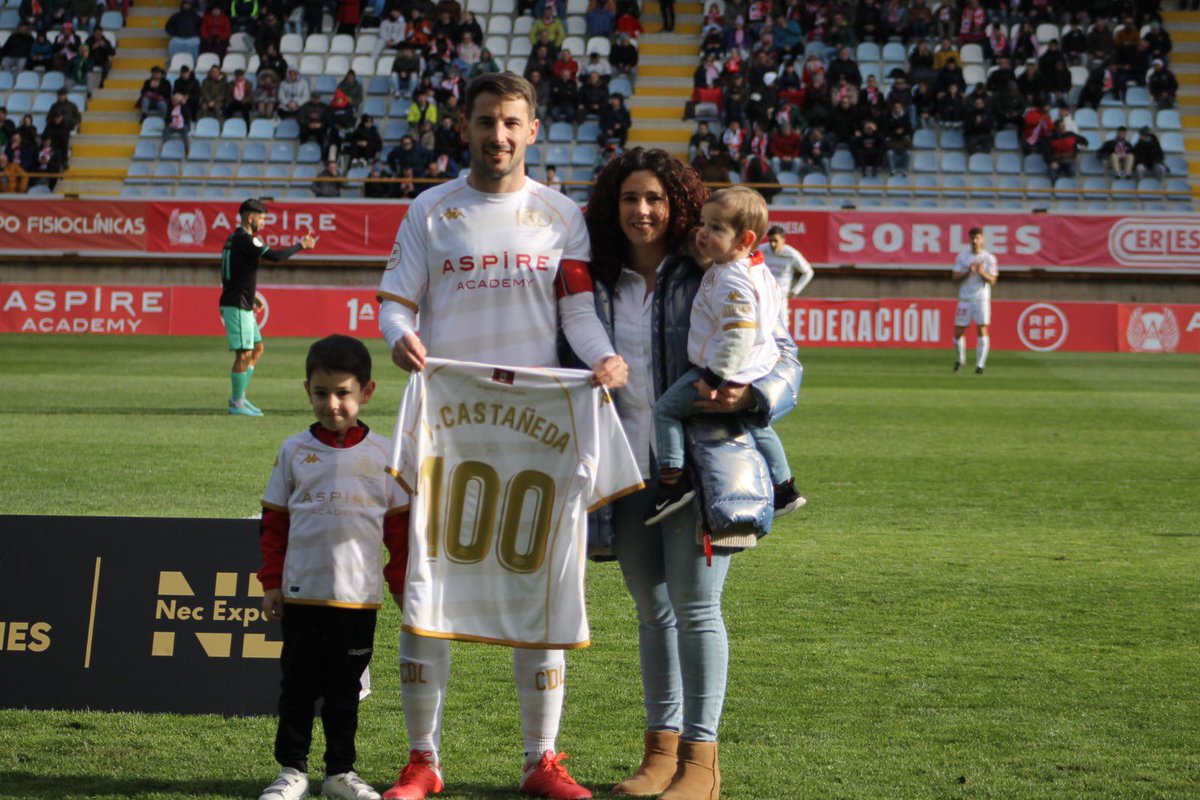 Felices 100años <a href="/CyDLeonesa/">Cultural y Deportiva Leonesa</a> , a sido un auténtico placer defender esa camiseta