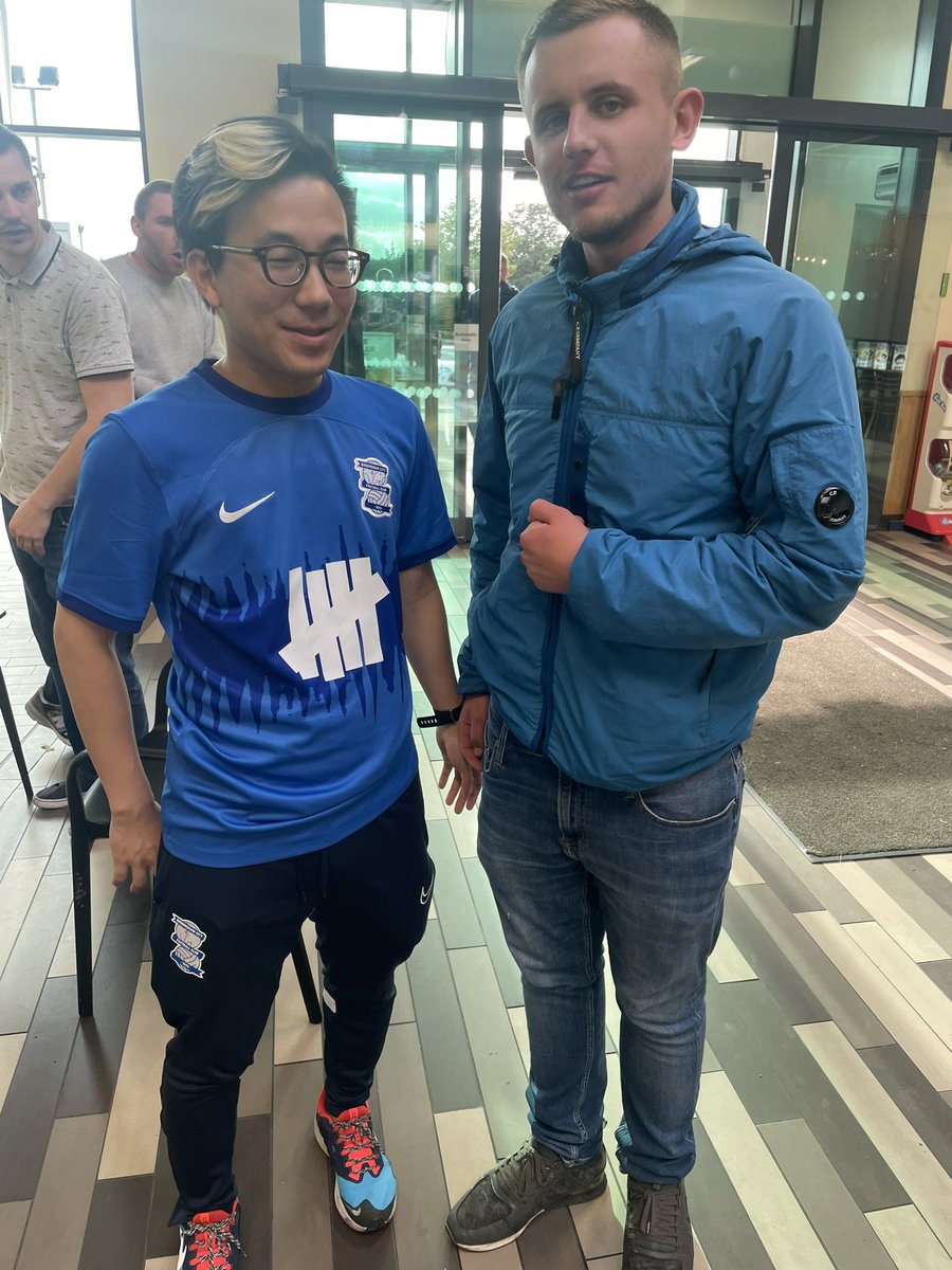 Me and my mate <a href="/KEIA96_/">Kei</a> good to see you one of our own 🔵⚪️ #bcfc