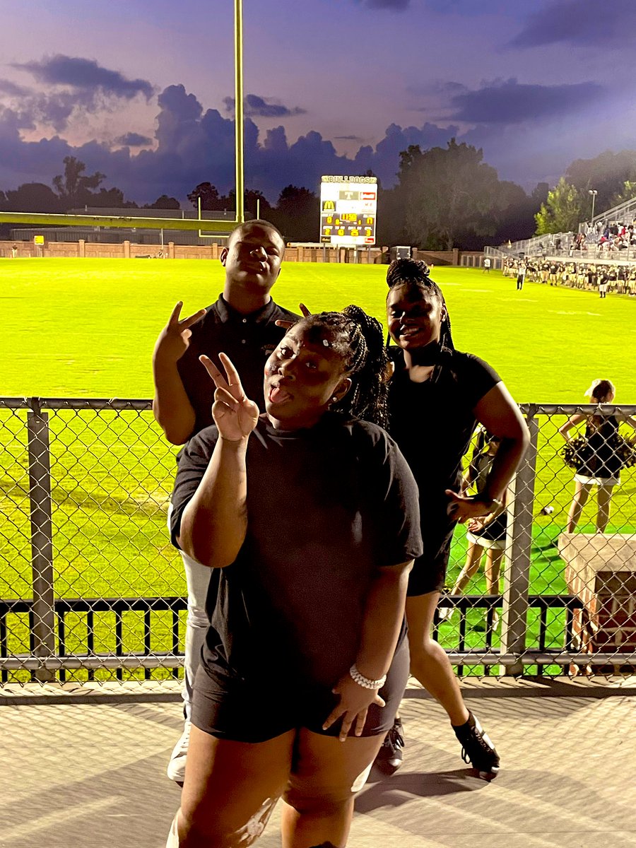 myturntobebrave's tweet photo. I missed our first scrimmage of the season bc we went to see RumorsATL last night. Even when Iโm not there, my babies took pictures for me so I didnโt miss anything. I love them so much. ๐๐๐ค๐ #guardcoachlife #ilovemejob #GDogs4L https://t.co/PumSwA7sgH
