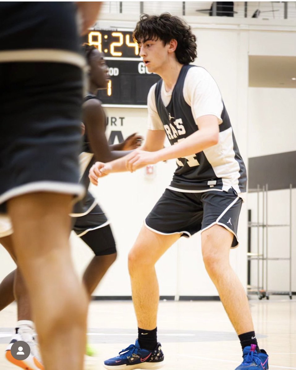 BerknerBoysBB's tweet image. The season can’t get here quick enough and we’re ready for the smoke. #ProtectTheBrand #BallIsLife #TexasHoops #Richardson #StudentAthlete @bhsstem @RAMS_BBC @RichardsonISD @KoachMartin @jefftheeducator @DarnellLorenza