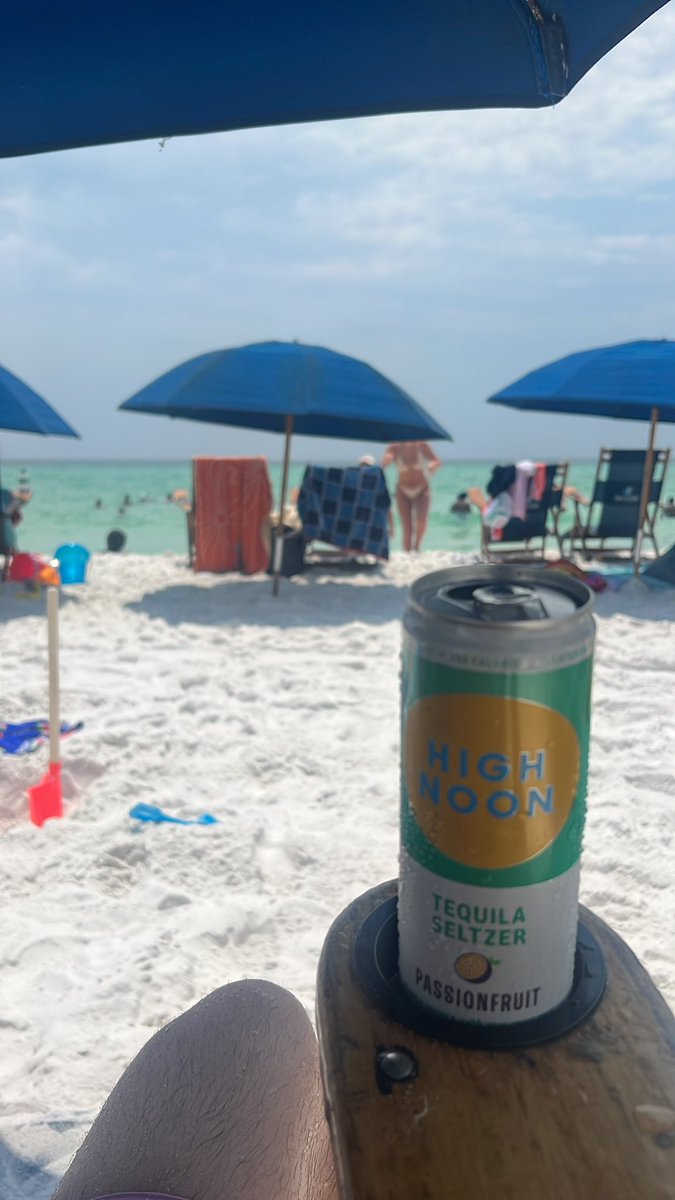 I could think of worst places to be right now. #destin #Florida #miramarbeach @highnoonsunsips