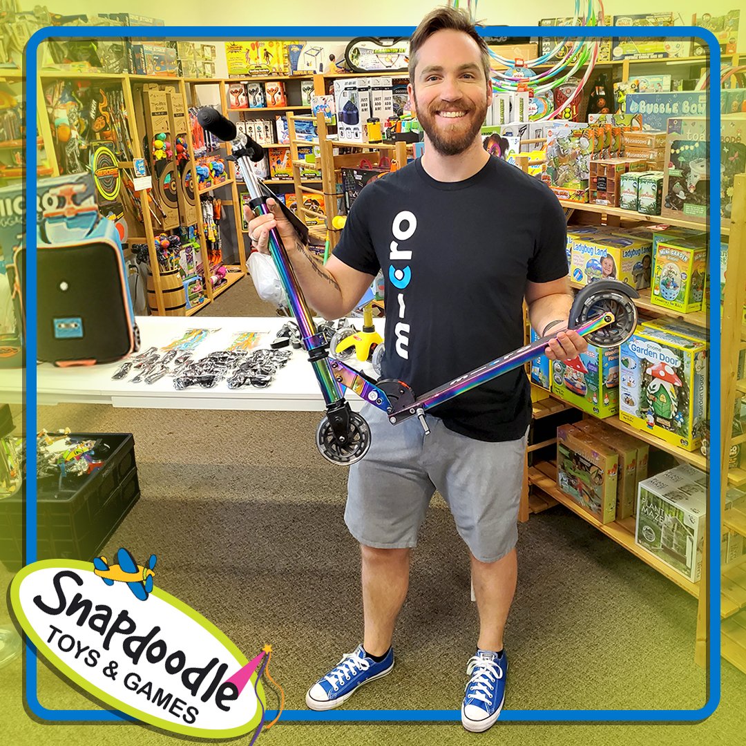 SnapdoodleToys's tweet photo. Scoot over to Seattle today and meet Tim from Micro! Until 1pm you can try out some awesome scooters and try your luck at the prize wheel! https://t.co/ta0N7WIPTB