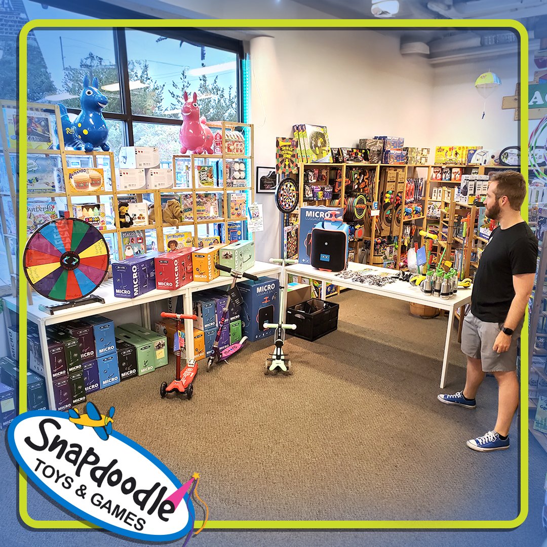 SnapdoodleToys's tweet photo. Scoot over to Seattle today and meet Tim from Micro! Until 1pm you can try out some awesome scooters and try your luck at the prize wheel! https://t.co/ta0N7WIPTB