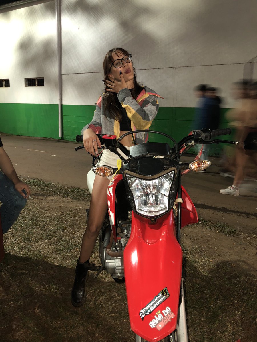 debis_ge's tweet photo. Tengo la
Mejor copi 😎 #butakera https://t.co/LRdV19EH0Z
