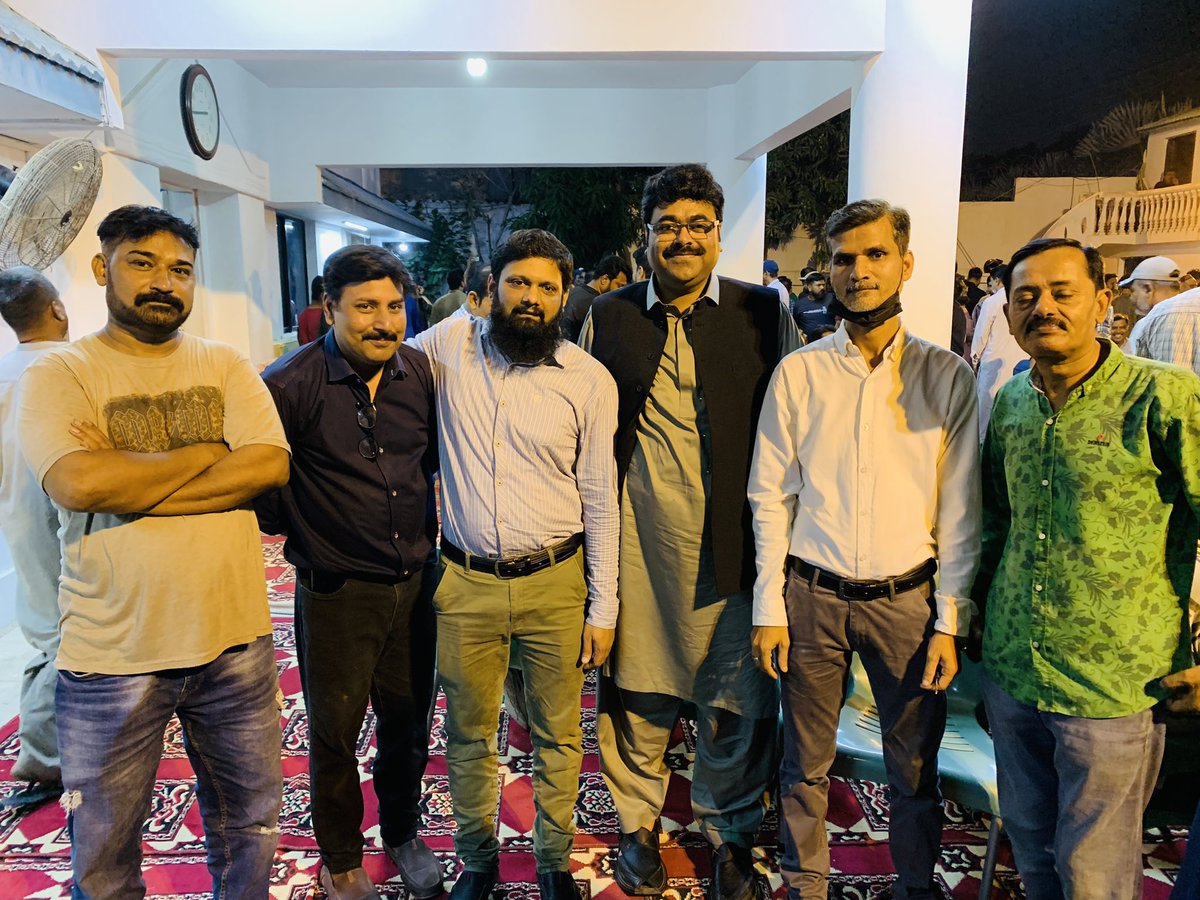 Positive_Inform's tweet photo. آج مورخہ 5 اگست بروز ہفتہ ایم کیو ایم پاکستان ہاؤس میں ہونے والے اجلاس میں ناظم آباد گلبہار ٹاؤن کی تمام یوسیز کے ذمہ داران و کارکنان نے بھرپور تعداد میں شرکت کی۔ 
#MQMPakiatan
#MQMPakistanNayKarDikhaya
@allaboutmqm @aasia_ishaque @sabheenghoury https://t.co/IOLdtp0dwn