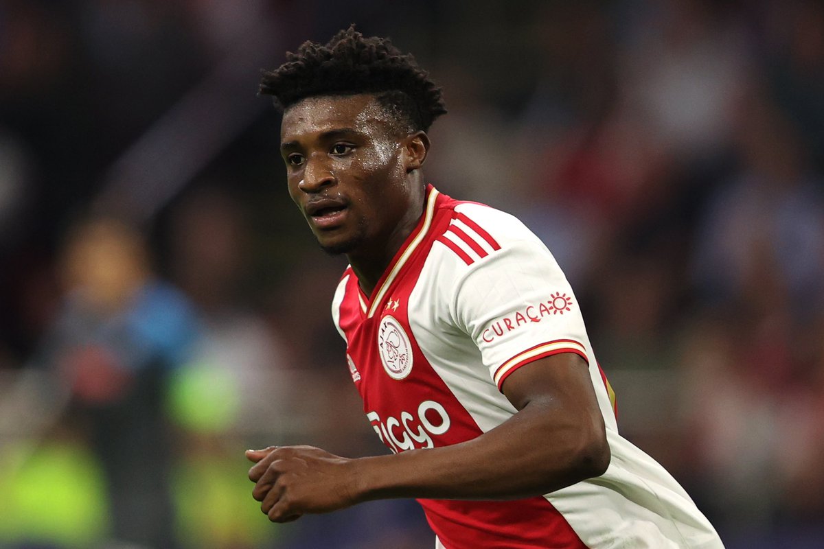FabrizioRomano's tweet photo. Brighton and Ajax have an agreement in place for Mohammed Kudus. The deal between clubs is advanced since July… always been waiting for the player. 🚨🔵🇬🇭 #BHAFC

Fee around €40m, as @David_Ornstein reported.

It depends on the player now, waiting to agree on personal terms. https://t.co/utFfIBs5ih