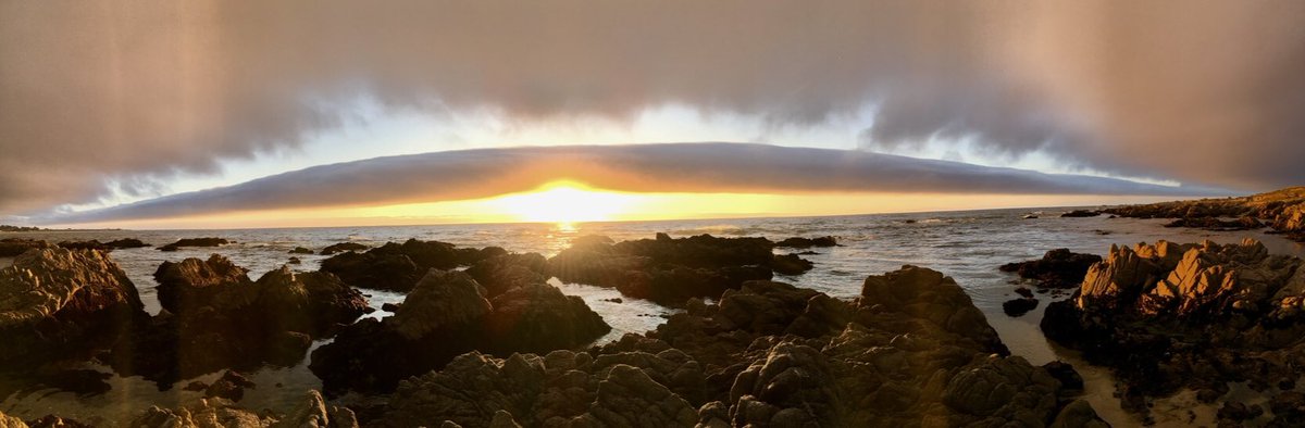 Amazing sunset. Perhaps a lenticular cloud formation? #sunset #cloud #sky #centralcoast #asilomar