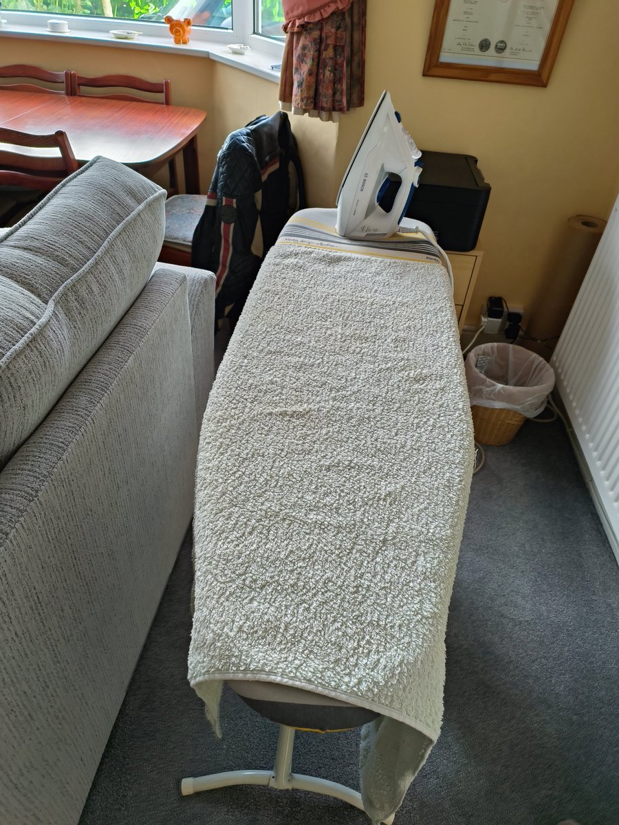 PhilippaFord1's tweet photo. ☔day today so getting in some prep including repairing my jacket #triumph Managed to get the 50 skips in before settling down to the rugby - with a bit of ironing whilst watching! C'mon Scotland! 😀 @ClaireRonald @katiem_wilkie @AlexMacKenzie11 https://t.co/vrZG0zZEXx