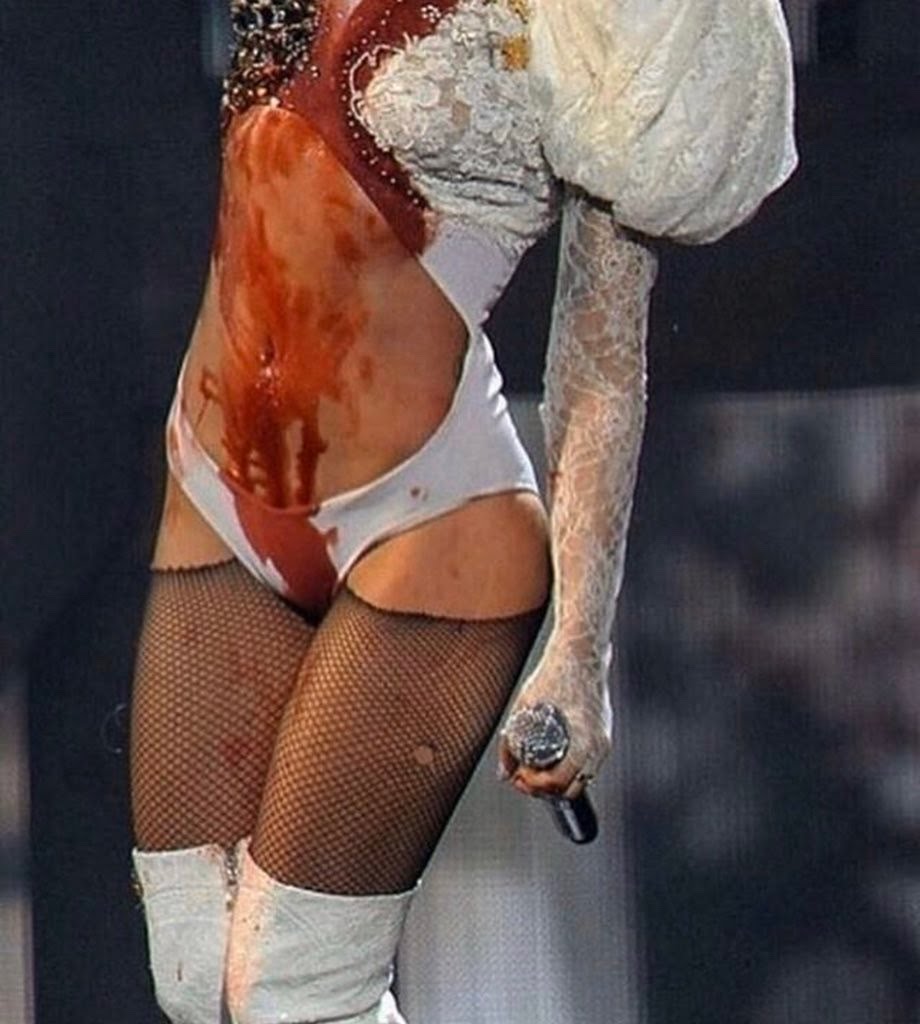 “if I’m gonna be sexy on the vmas and sing about the paparazzi, I’m gonna do it while I’m bleeding to death and reminding you of what fame did to marilyn monroe." - lady gaga