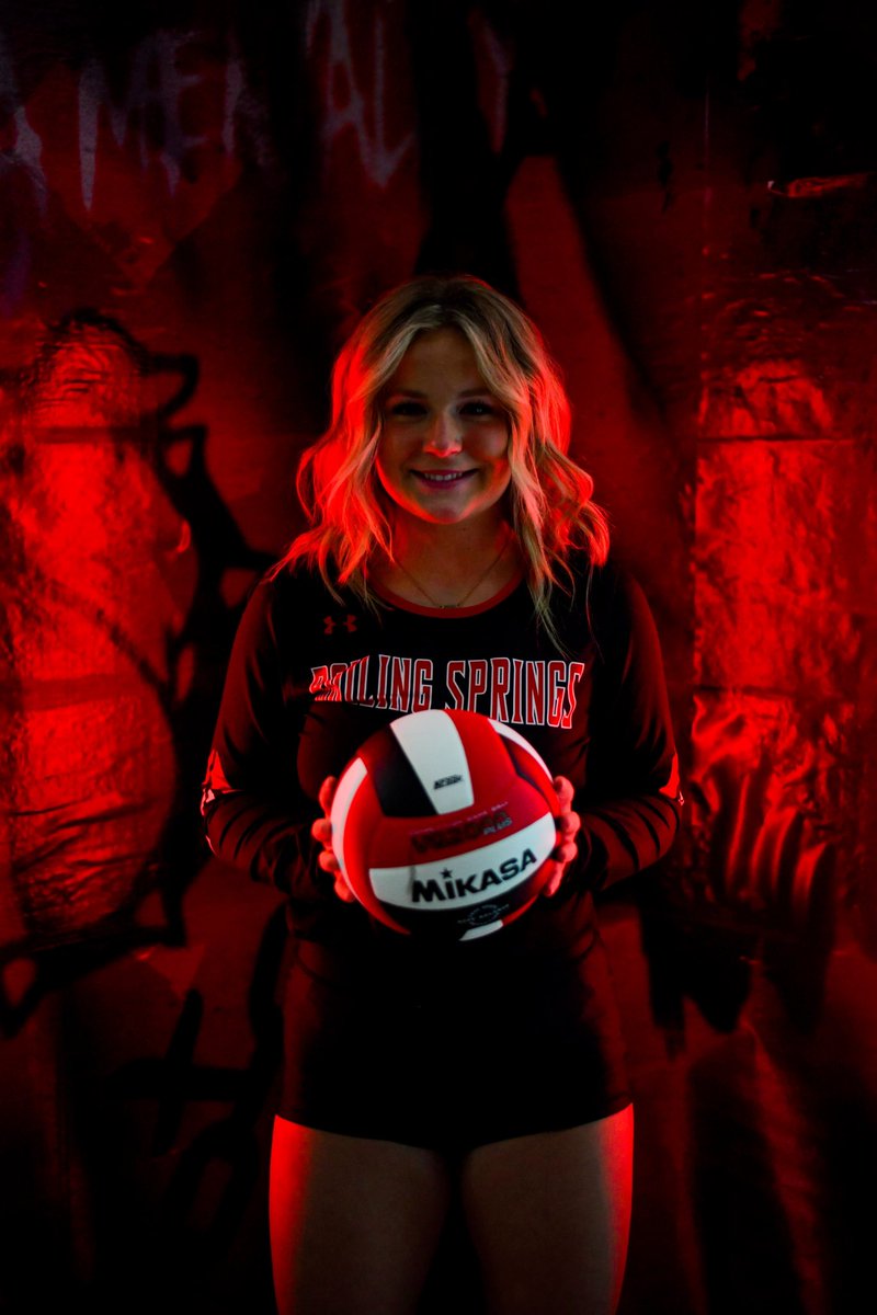 Girls Volleyball Media Day! 👏🏼 <a href="/BSHS_Volleyball/">BSHS Volleyball</a>