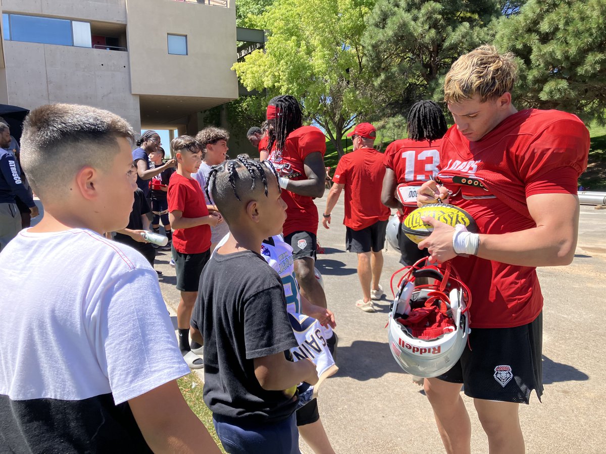 New Mexico Football tweet media