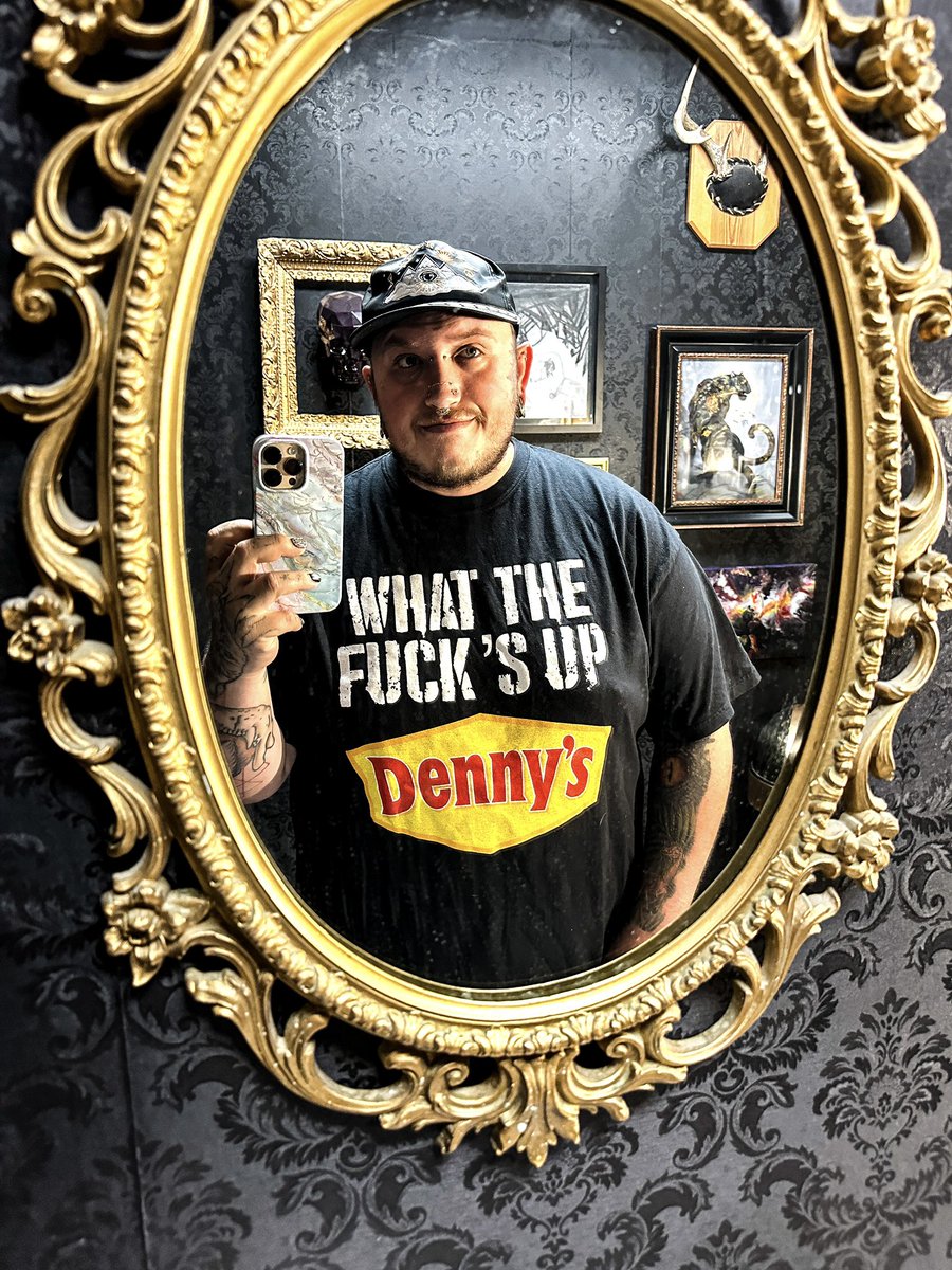 spacecase__'s tweet image. WTFUD