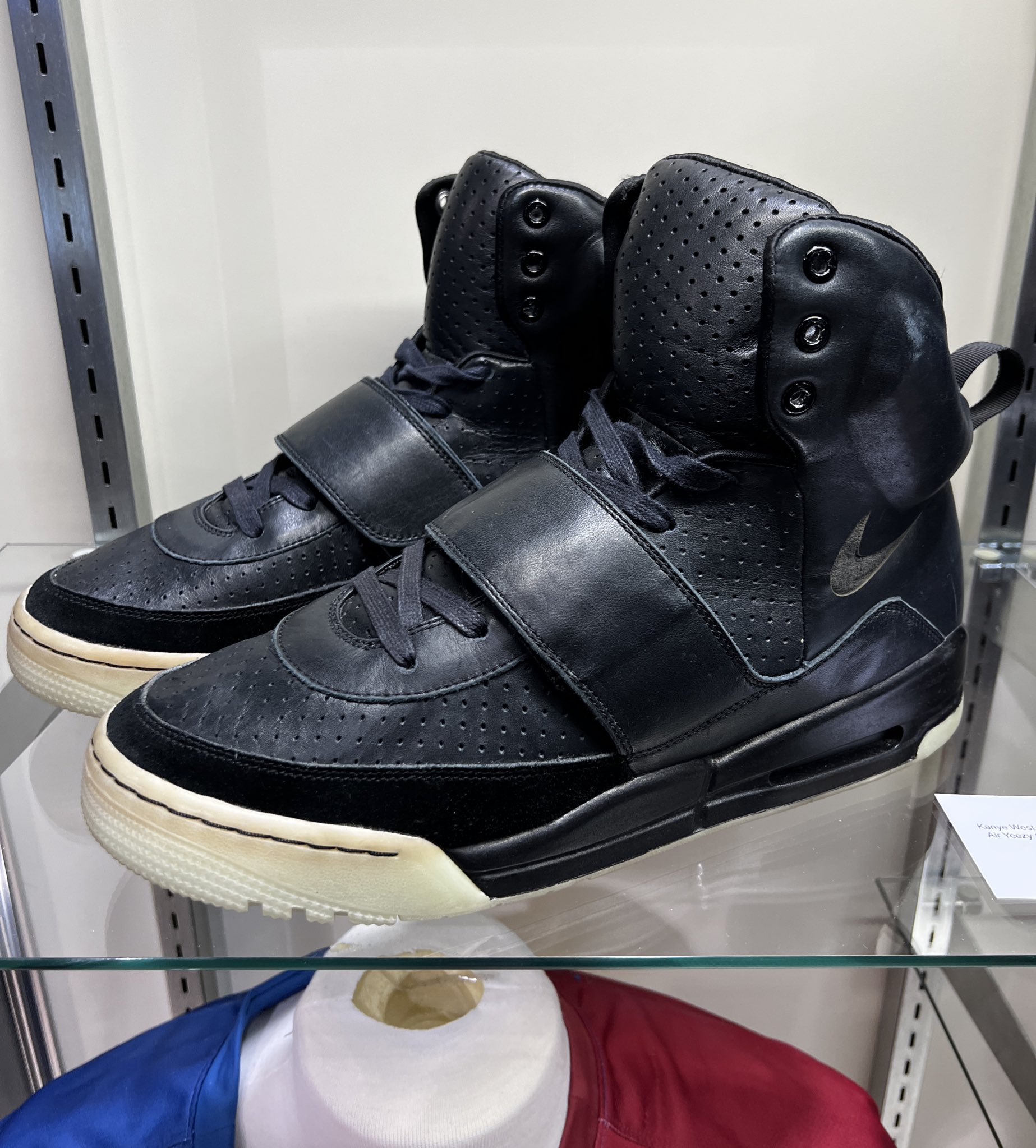 Nike air yeezy grammy sale