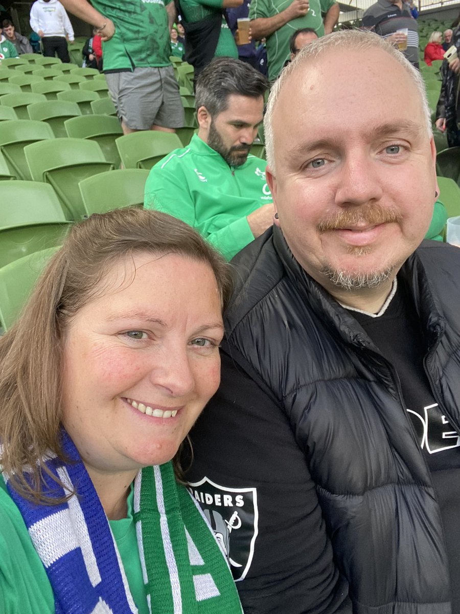 Hazel Mcfarlane tweet media