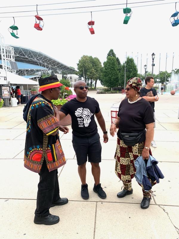 MayorMKE's tweet photo. I had a fun time greeting people arriving at @blackartsfest today.  The celebration continues all day at the Summerfest grounds. https://t.co/oJ2XqGwFpd